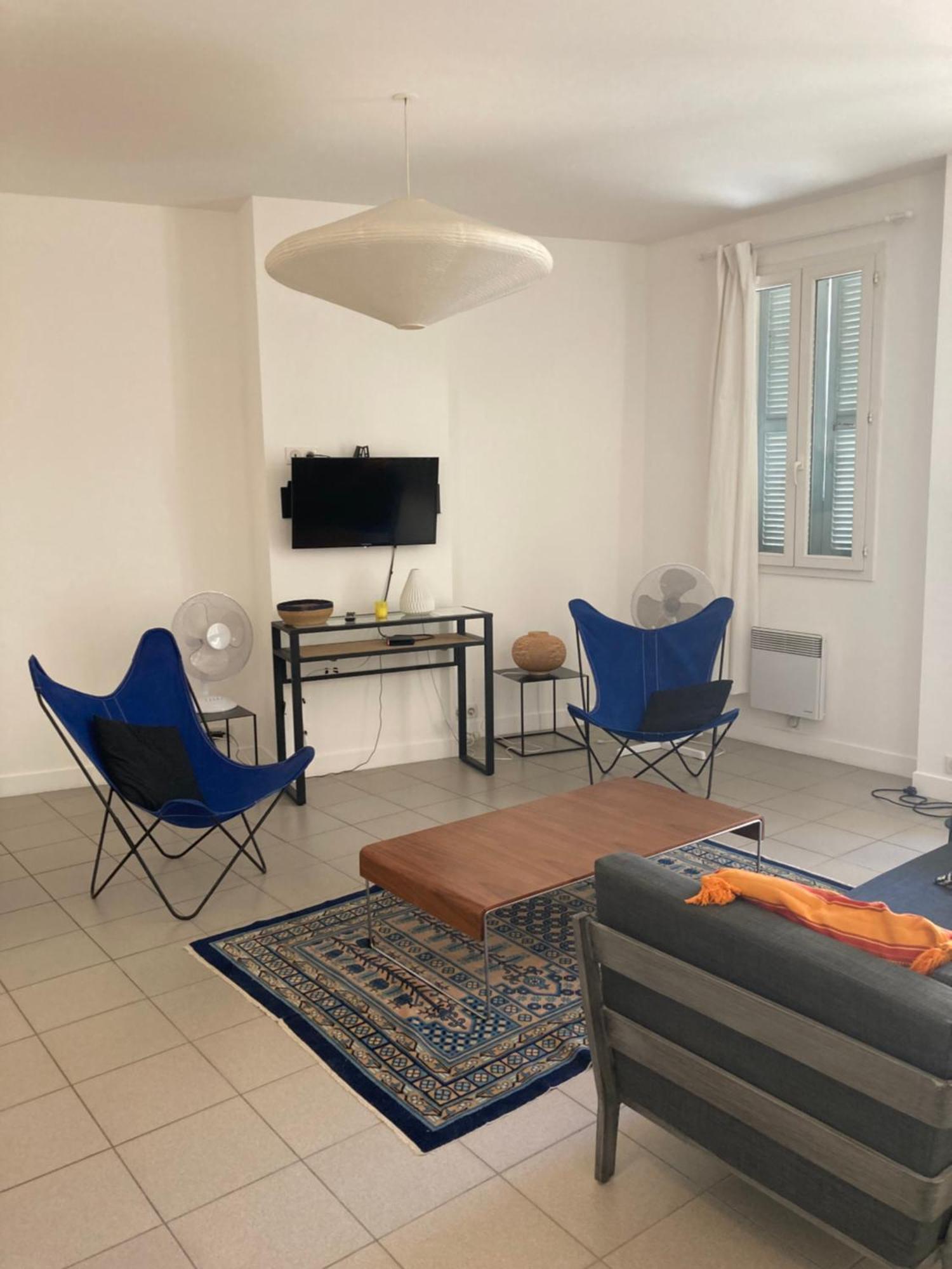 Bleu Appartement *